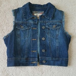 Cut off jean vest